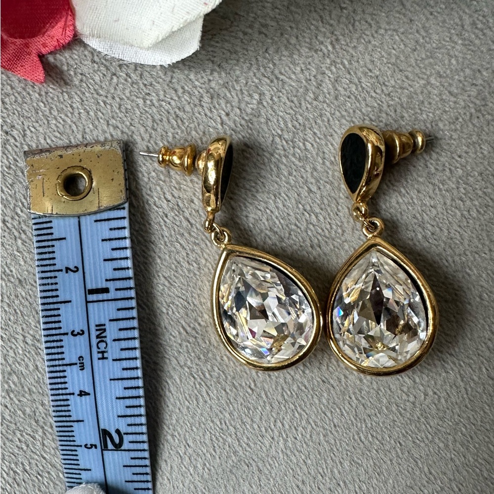 Trifari Earrings Dangle Gold Pierced Classy Glitzy Icy Crystal Rhinestone Bold - Picture 9 of 10